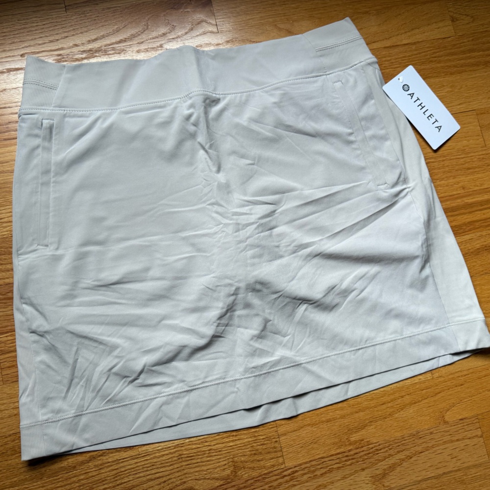 Athleta Brooklyn Skort – Size 16 Tall – Light Tan – NWT